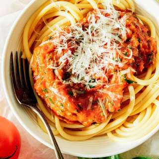 Homemade Marinara Sauce with Fresh Tomatoes
