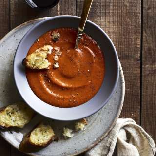 Roasted Tomato Basil Soup with Cheesy Garlic Bread