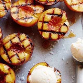 Grilled Peaches with Vanilla Ice Cream