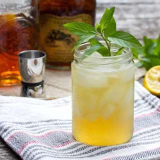 The Champ Bourbon Cocktail - Whiskey Sour