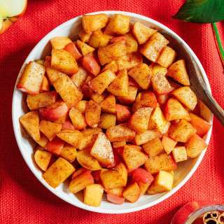 Easy Stewed Apples (Ready in 20 Minutes)