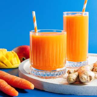 Easy Carrot Juice Recipe (No Juicer Required!)