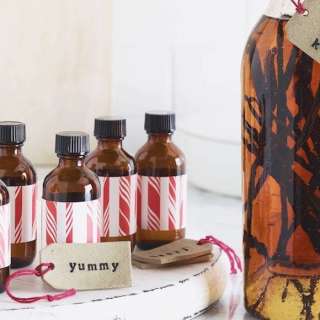DIY Homemade Vanilla Extract