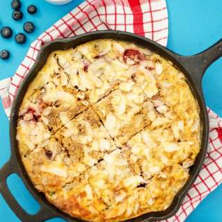 Berry Bulgur Breakfast Bake