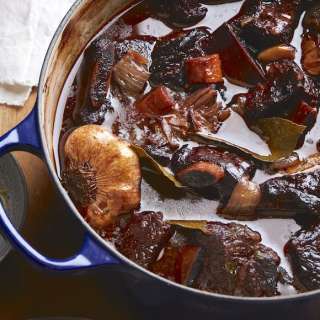 Garlic Red Wine Braised Short Ribs with Creme Fraiche Mash