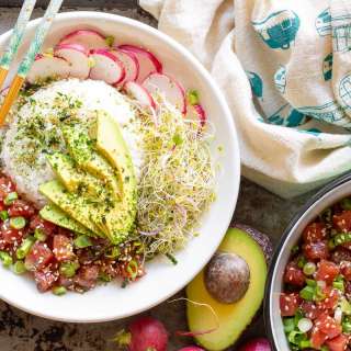 Hawaiian Ahi Poke Bowl Recipe