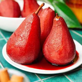 Wine Poached Pears (Ready In 30 Minutes)