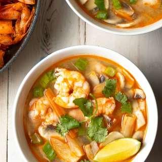 Tom Yum Soup (Hot and Sour Soup Recipe)