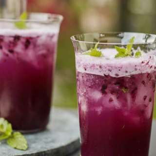Blackberry Pineapple Smash
