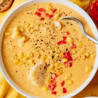 30-Minute Creamy Vegan Corn Chowder