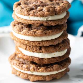 Homemade Oatmeal Cream Pie Recipe