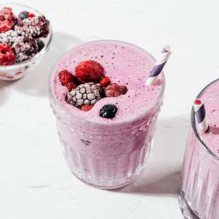 Healthy High Protein Smoothie (46 Grams Per Serving)