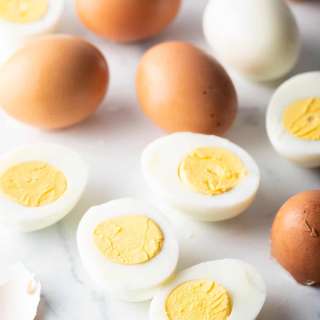 Perfect Hard Boiled Eggs (Easy Peel!)