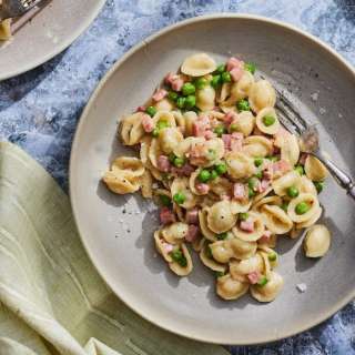 Schinkennudeln (Ham & Cheese Pasta)