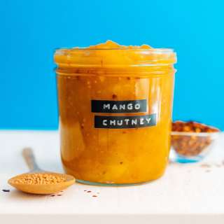 Easy Mango Chutney (Old-Fashioned Recipe)