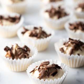 Cream Cheese Fat Bombs (No-Bake Keto Cheesecake Bites)