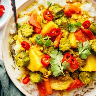 Slow Cooker Potato Curry