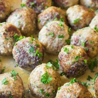 Saucy Greek Lemon Meatballs (Keftedes)