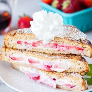 CREAM CHEESE STRAWBERRY STUFFED FRENCH TOAST