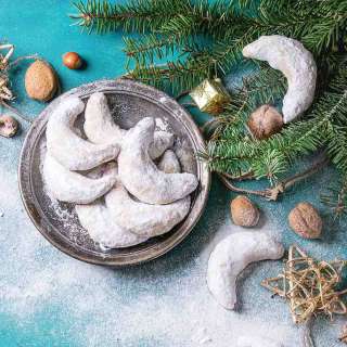 Viennese Crescent Cookies