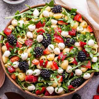 Berry Pesto Pasta Salad