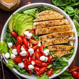Easy Chicken Caprese Salad