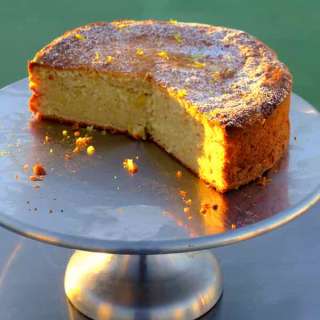Bolo Polana (cashew nuts cake)