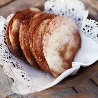 Spanish Olive Oil Tortas ~ Tortas de Aceite