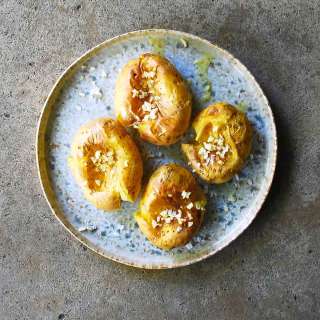 Portuguese Smashed Potatoes ~ Batatas à Murro