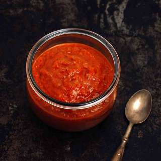 Homemade Sriracha Sauce
