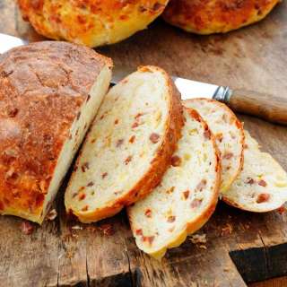 Portuguese Sausage, Ham, and Cheese Bread