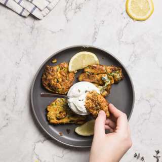 Dill zucchini fritters