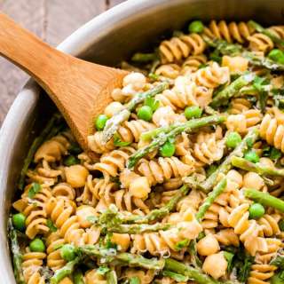 One Pot Creamy Lemon Goat Cheese Pasta with Chickpeas and Asparagus