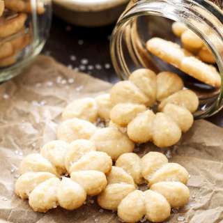 Danish Vanilla Rings