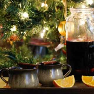 Russian mulled wine (Glintvein)