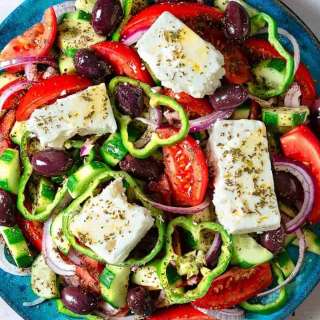 Greek Salad (Traditional Horiatiki Recipe)