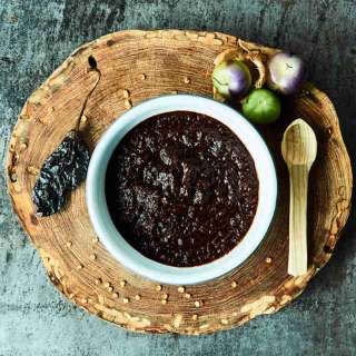 Chile Pasilla Tomatillo Salsa Recipe