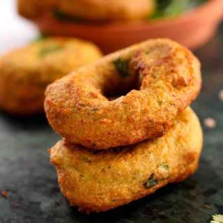Ulundu Vadai (Medu Vada)