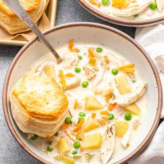 Slow Cooker Chicken Pot Pie Soup