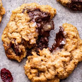 Oatmeal, Dark Chocolate and Cranberry Cookies