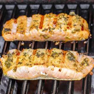 How to Grill Salmon (2 Ways)