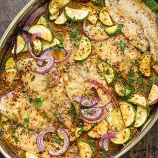 Easy Garlic Parmesan Baked Flounder Recipe (20 mins)