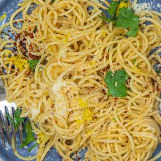 15-Minute Lemon Pasta (No Cream or Butter!)