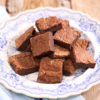 2 Ingredient Nutella Brownies