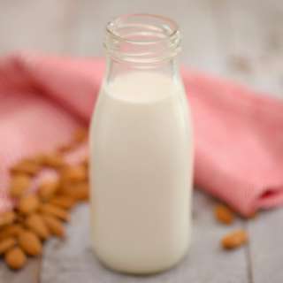 How to Make Almond Milk