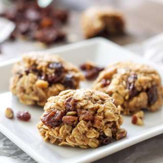 Healthy No Bake Oatmeal Raisin Cookies