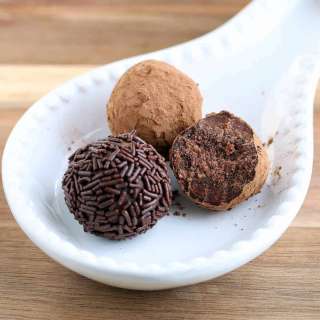 German Rum Balls (Rumkugeln)