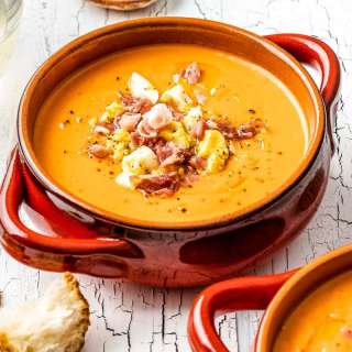 Salmorejo (Spanish Chilled Tomato Soup)