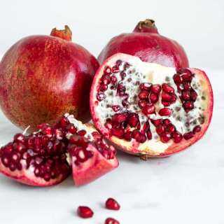 How to Cut a Pomegranate