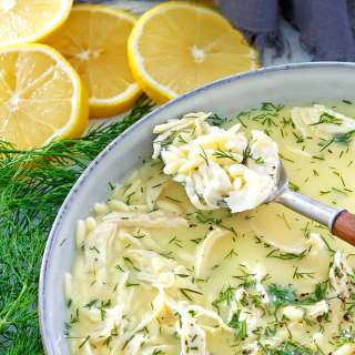 Avgolemono (Greek Lemon Chicken Soup)